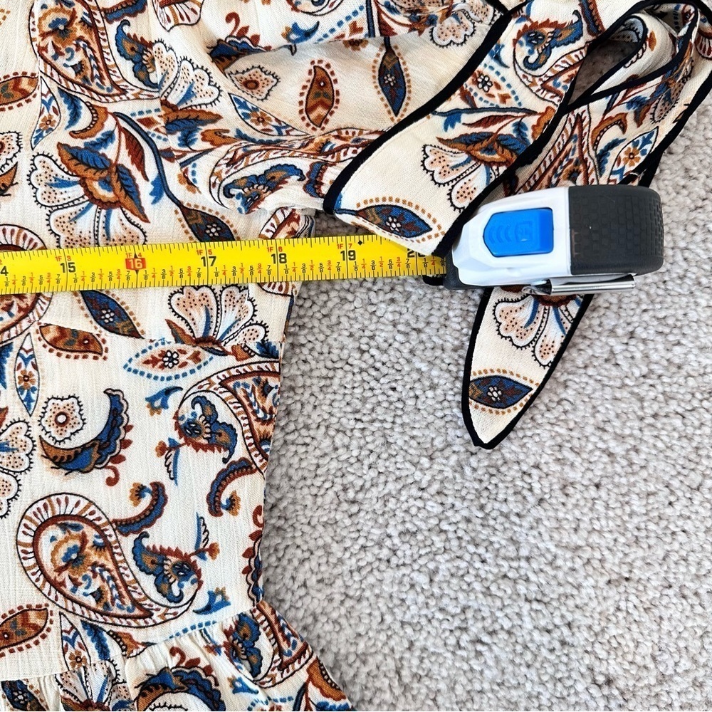 Isla Maude Anthropologie Perla Tied-Sleeve Buttondown - Picture 12 of 14